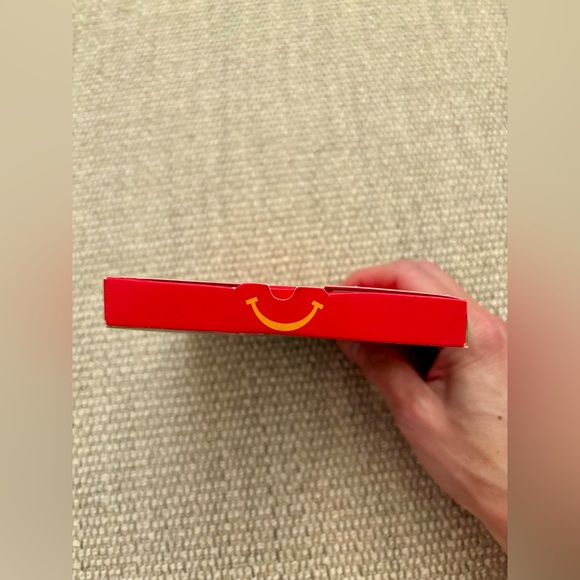 Travel Monopoly (NWT) - Picture 3 of 5